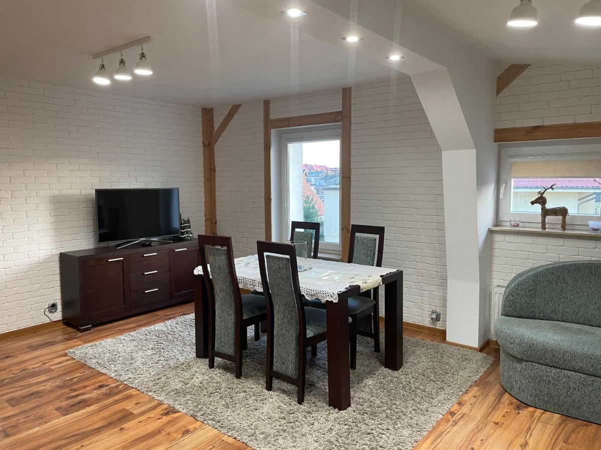 Apartament Przy Ulicy Zaruskiego Blisko Plazy Ustka Exterior foto
